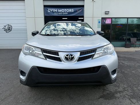 Used 2015 Toyota RAV4 LE AWD/4WD image 6