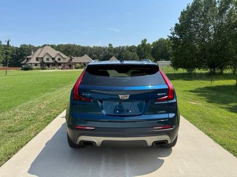Used 2019 Cadillac XT4 Premium Luxury FWD image 4