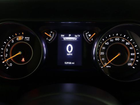 Used 2021 Jeep Wrangler Unlimited Sport image 30