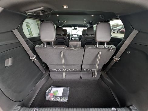 New 2026 Chrysler Pacifica Select w/ S Appearance Package image 12