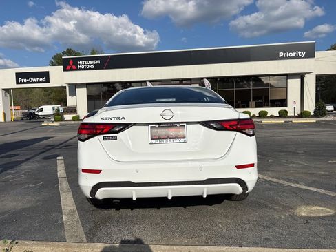 Used 2025 Nissan Sentra S image 6