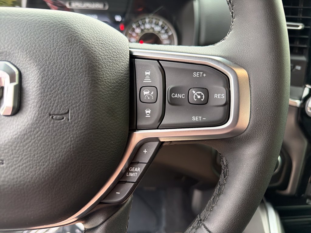 Used 2025 RAM 1500 Big Horn AWD/4WD image 25
