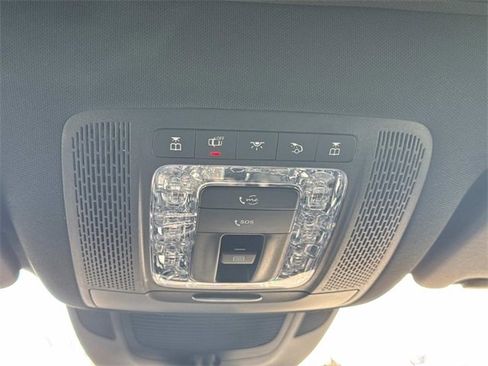 Used 2021 Mercedes-Benz GLS 450 4MATIC image 24