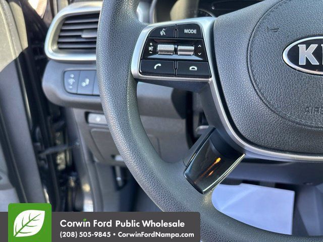 Used 2020 Kia Sorento LX AWD/4WD image 17