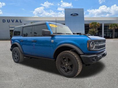 New 2025 Ford Bronco Big Bend w/ Black Diamond Package