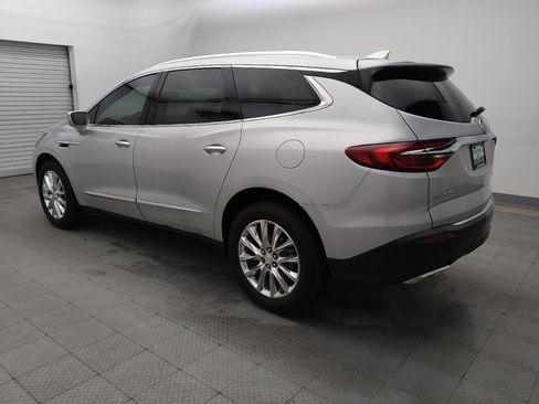 Used 2018 Buick Enclave Premium FWD image 3