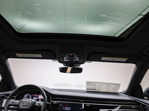 New 2026 Audi Q8 Premium Plus image 18