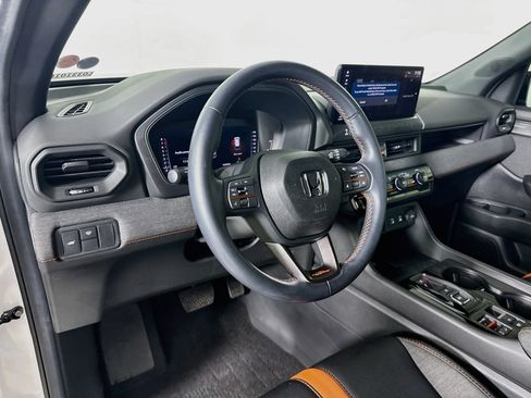 Certified 2026 Honda Passport TrailSport image 8