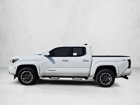 Used 2025 Toyota Tacoma TRD Sport AWD/4WD image 9