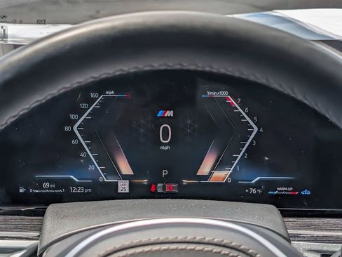 Used 2025 BMW X5 xDrive40i w/ Executive Package image 25