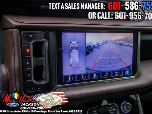 Used 2021 GMC Yukon XL Denali w/ Denali Premium Package image 18