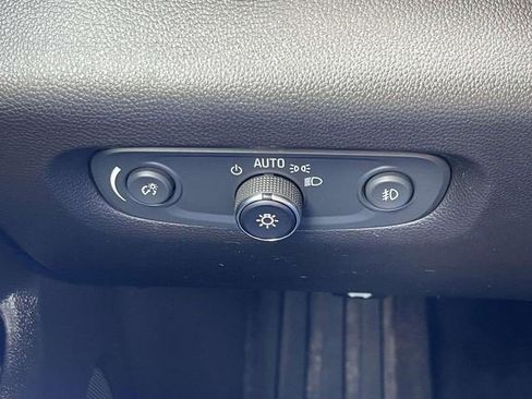 Certified 2021 Chevrolet Traverse LT image 21