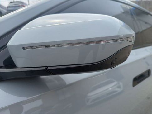 Used 2025 BMW i7 eDrive50 w/ M Sport Package RWD image 46