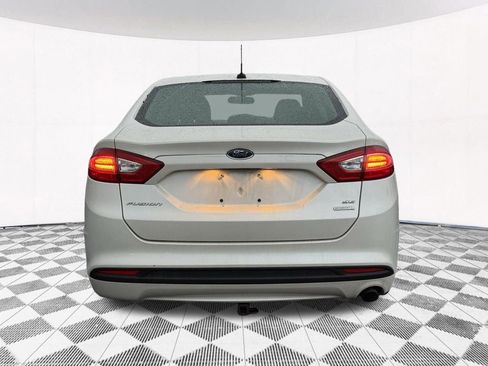 Used 2014 Ford Fusion SE w/ Equipment Group 202A image 12