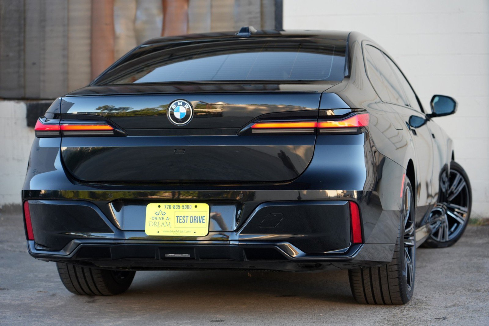 Used 2023 BMW 740i RWD image 5