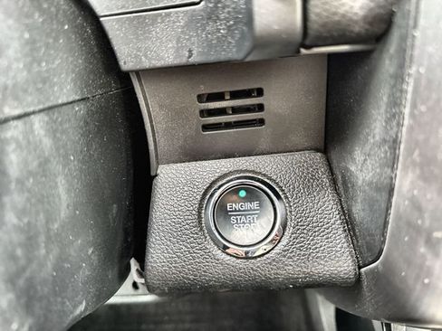 Used 2019 Ford F150 Platinum w/ Equipment Group 701A Luxury image 27