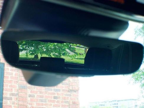 Used 2019 Land Rover Range Rover Velar S image 41