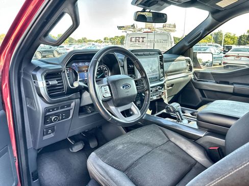 Used 2022 Ford F150 XLT w/ Equipment Group 302A High image 10