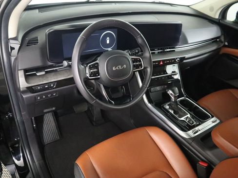 Used 2024 Kia Carnival SX image 9