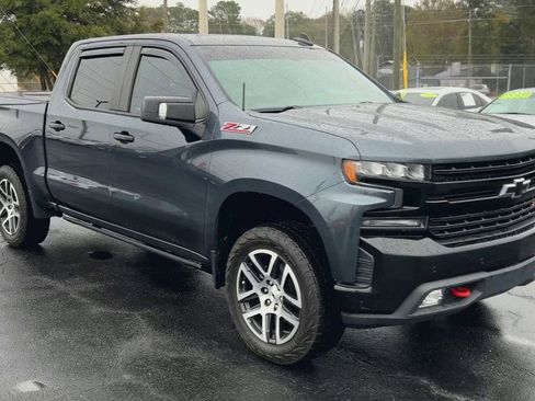 Used 2020 Chevrolet Silverado 1500 LT Trail Boss image 2