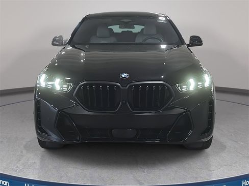 Used 2025 BMW X6 xDrive40i w/ Premium Package image 2