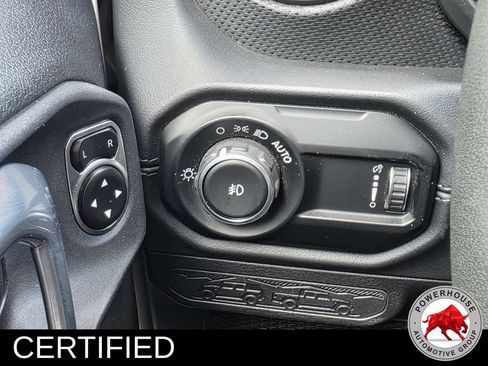 Used 2024 Jeep Wrangler Unlimited Rubicon AWD/4WD image 26