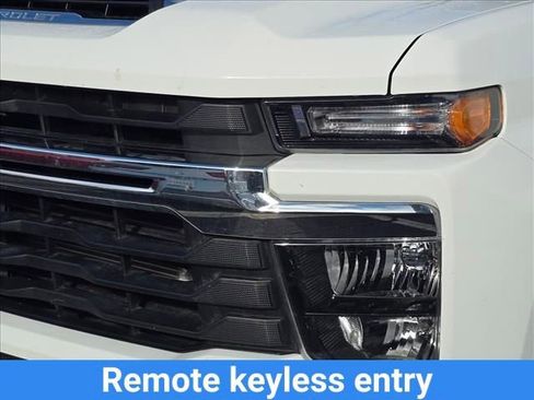 Certified 2025 Chevrolet Silverado 2500 LT w/ Convenience Package image 26