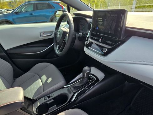 Used 2024 Toyota Corolla SE image 11