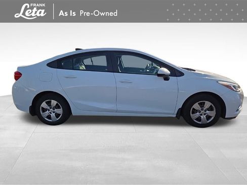 Used 2017 Chevrolet Cruze LS image 12