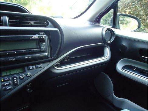 Used 2014 Toyota Prius C Two FWD image 19