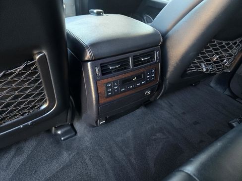 Used 2020 Toyota Land Cruiser Heritage Edition image 36