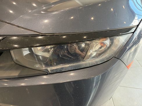 Used 2019 Honda Civic LX image 9