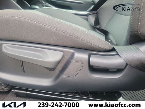 New 2026 Kia K4 FWD image 24