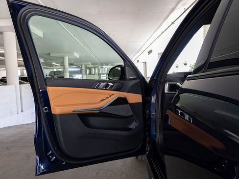 New 2026 BMW X5 xDrive50e image 13