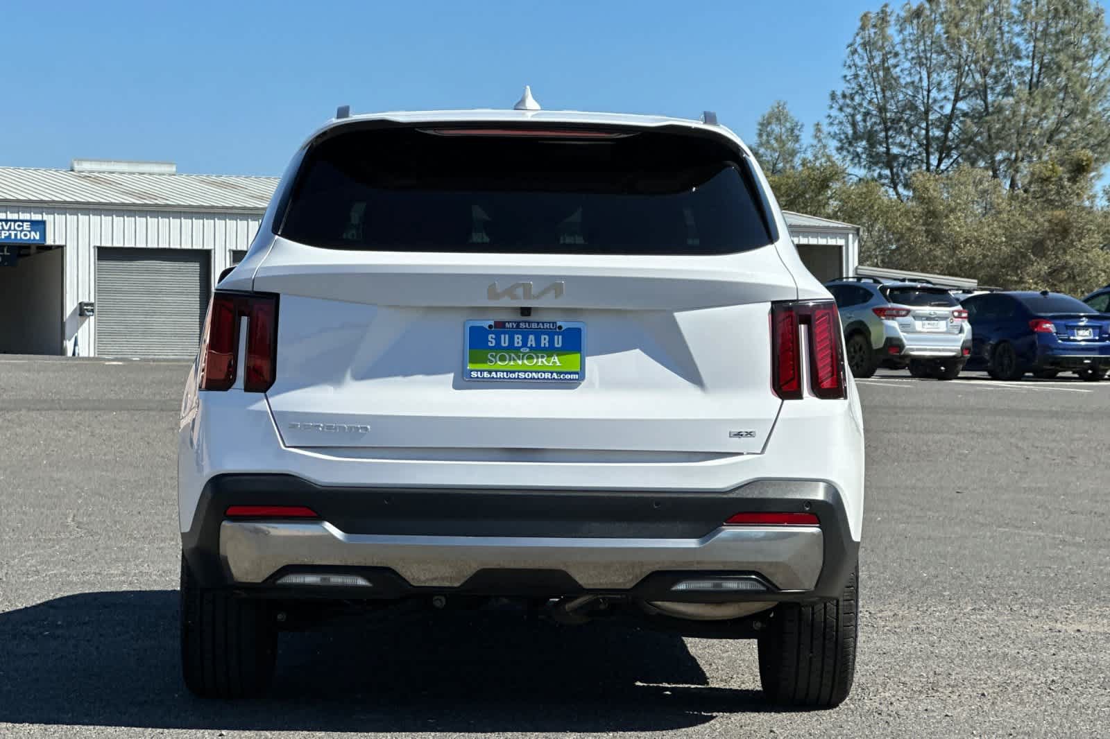 Used 2025 Kia Sorento S AWD/4WD image 4