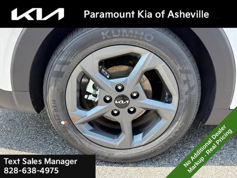 New 2026 Kia K4 FWD image 30