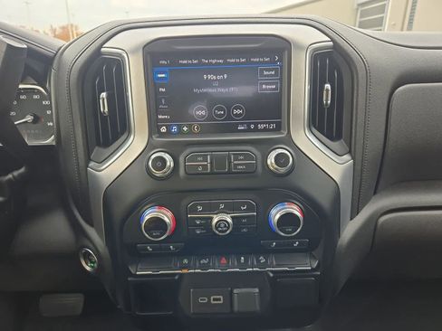 Used 2021 GMC Sierra 1500 Elevation image 27