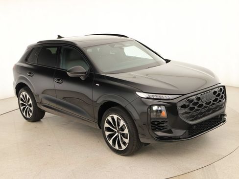 New 2026 Audi Q3 quattro 2.0T AWD/4WD image 37