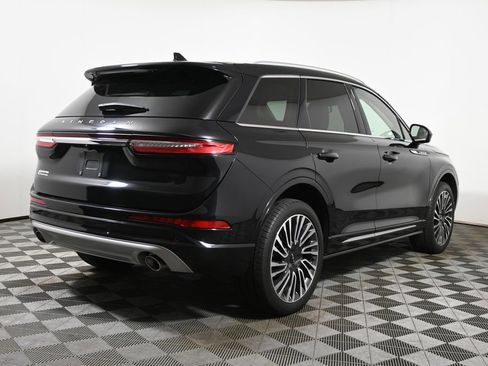 Used 2022 Lincoln Corsair AWD w/ Premium Package image 11