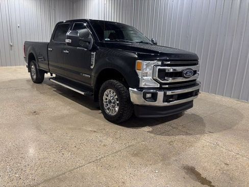 Used 2022 Ford F250 XLT w/ XLT Premium Package image 8