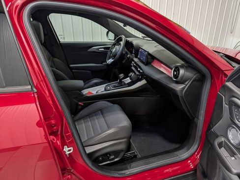 Used 2024 Alfa Romeo Tonale Sprint AWD/4WD image 30