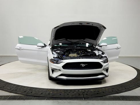 Used 2021 Ford Mustang Premium image 10