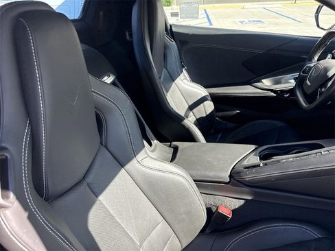 Used 2021 Chevrolet Corvette Stingray Convertible w/ Battery Protection Package image 22