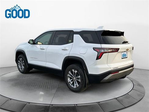 Used 2025 Chevrolet Equinox LT image 3