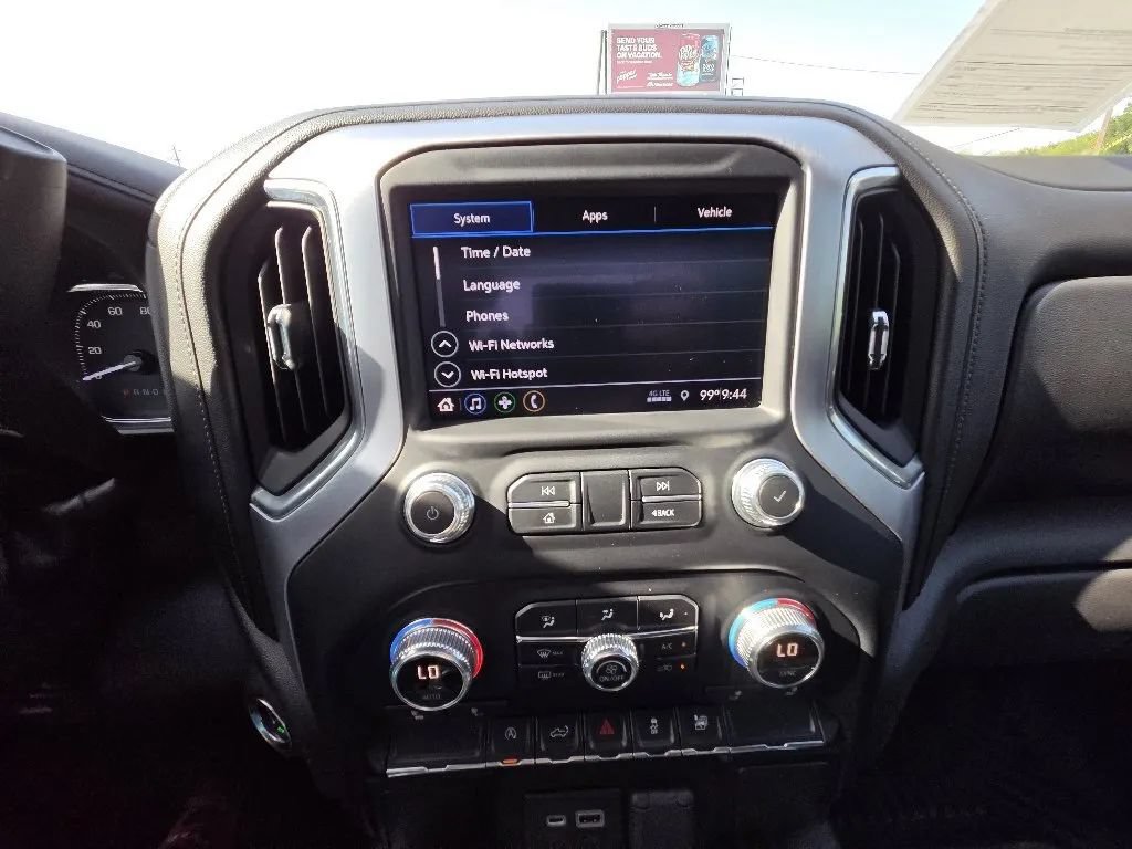 Used 2020 GMC Sierra 1500 Elevation w/ Elevation Value Package RWD image 29