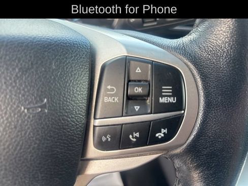 Used 2022 Ford Explorer XLT w/ XLT Sport Appearance Package AWD/4WD image 15