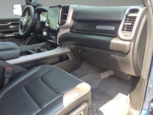 Used 2023 RAM 1500 Laramie AWD/4WD image 7