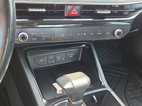 Used 2025 Kia K5 EX FWD image 19