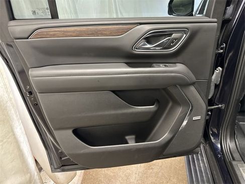 Certified 2023 Chevrolet Suburban High Country image 28