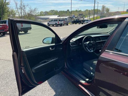 Used 2019 Kia Optima LX FWD image 14